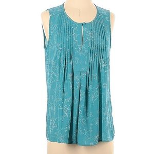 Daniel Rainn Turquoise White Floral Keyhole Tank